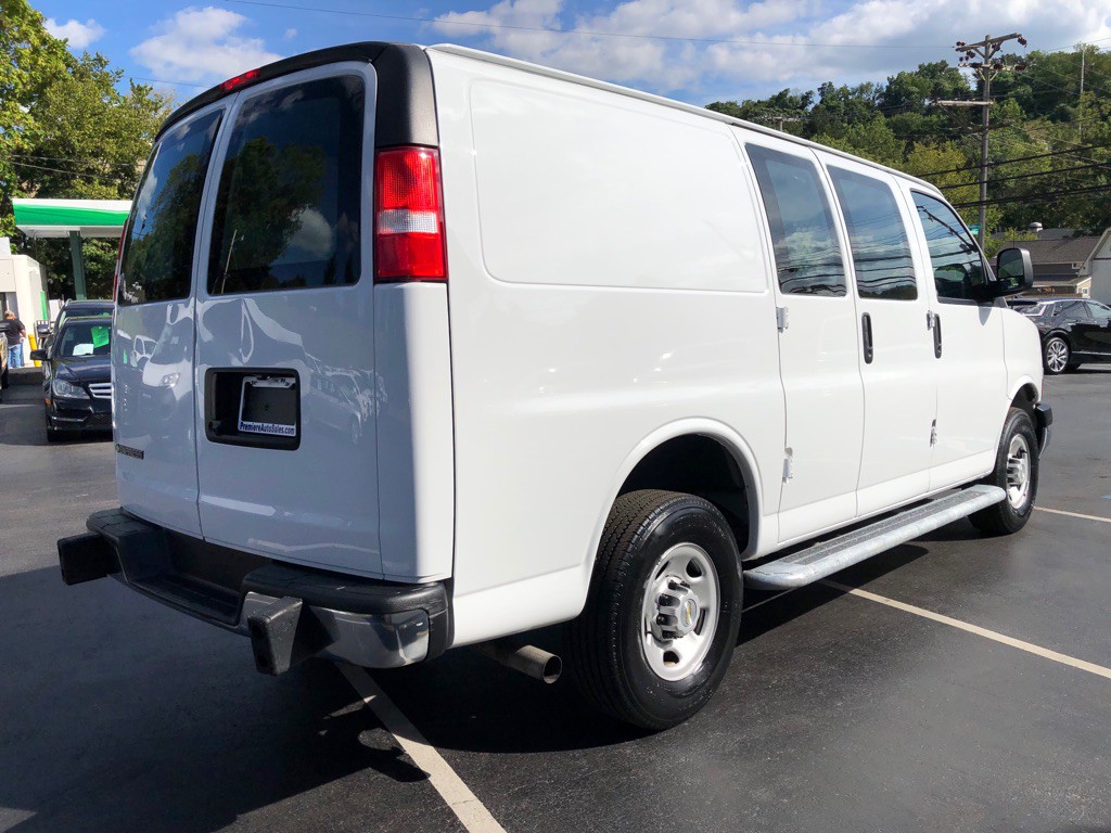 2023 Chevrolet Express Image 5