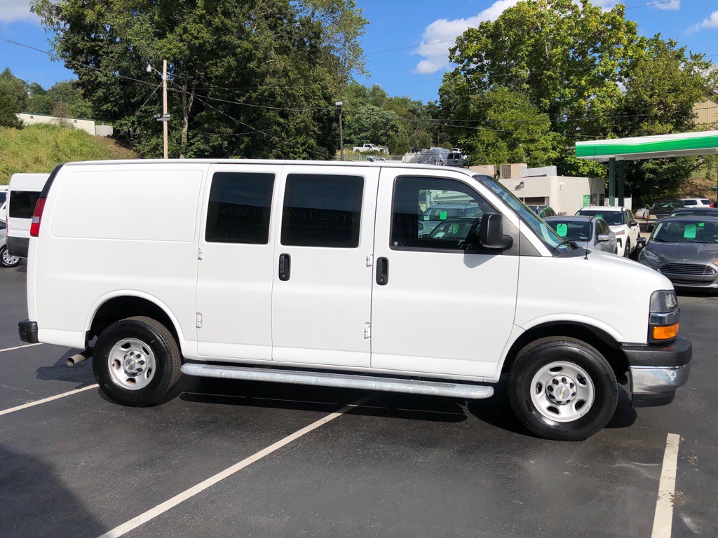 2023 Chevrolet Express Image 6