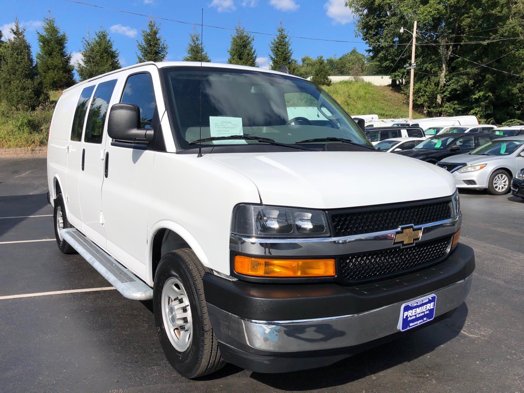2023 Chevrolet Express Image 7