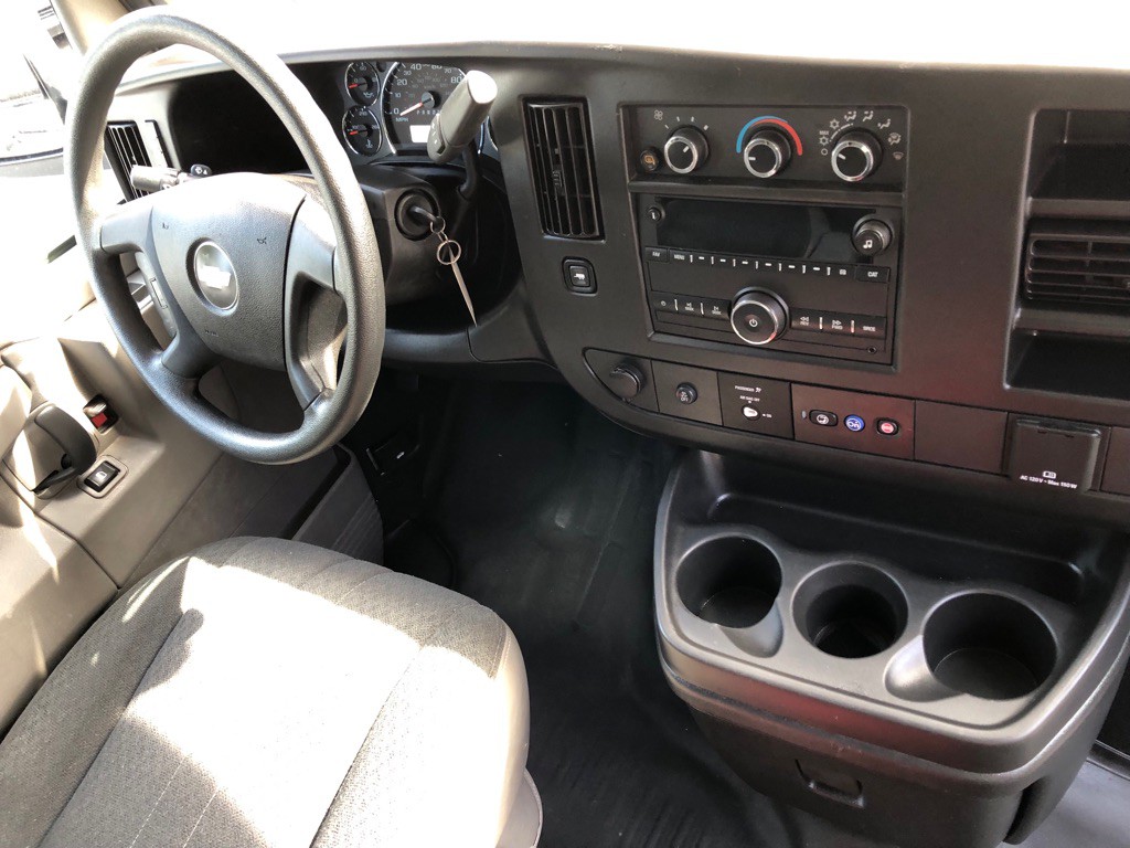 2023 Chevrolet Express Image 23
