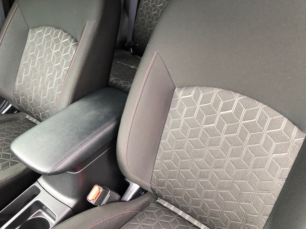 2022 Mitsubishi Outlander Image 17