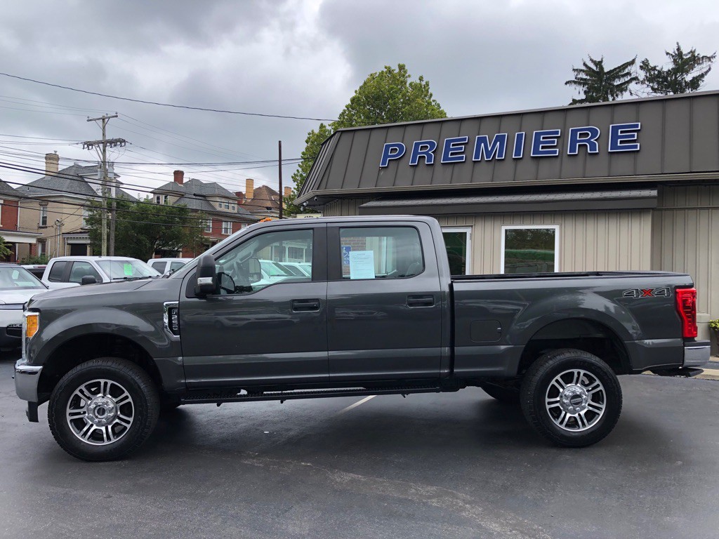 2017 Ford F-250 Image 2