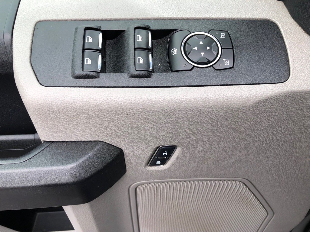 2017 Ford F-250 Image 18