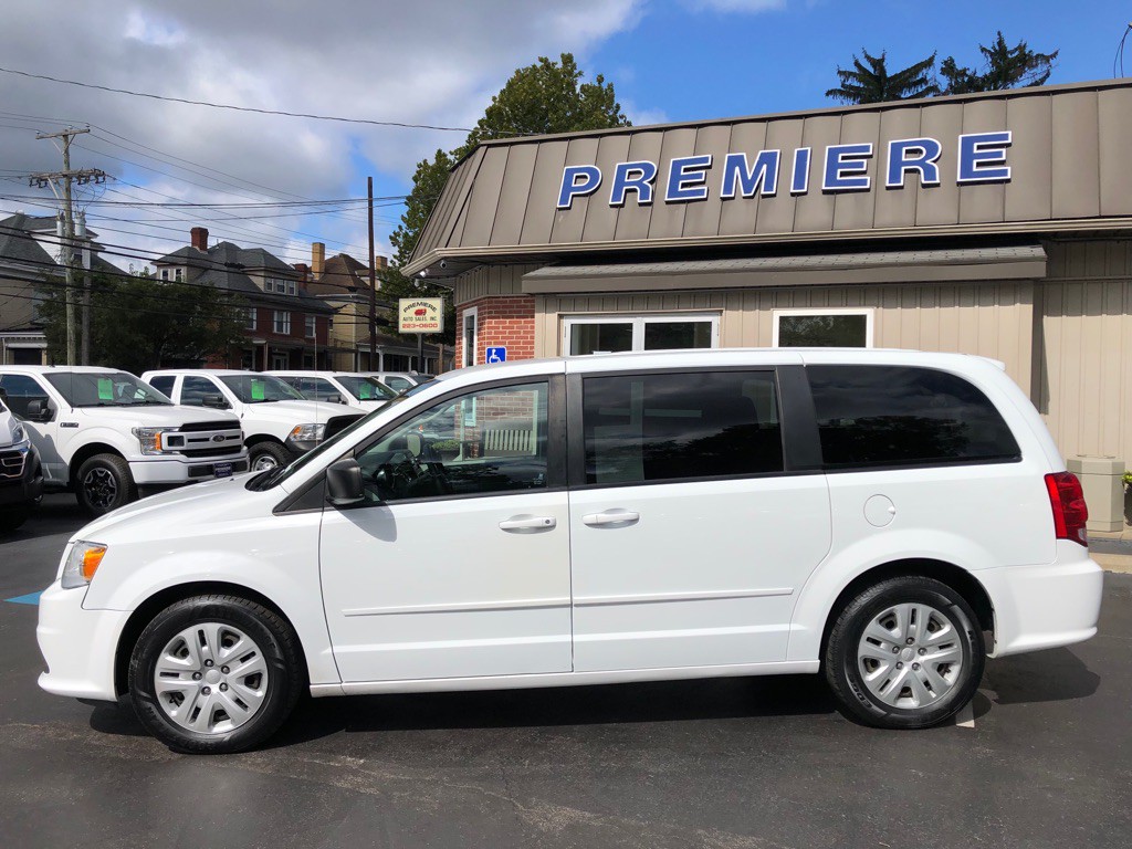2016 Dodge Grand Caravan Image 2
