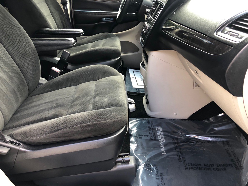 2016 Dodge Grand Caravan Image 24