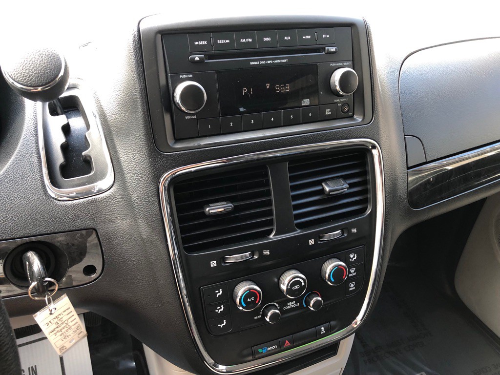 2016 Dodge Grand Caravan Image 27