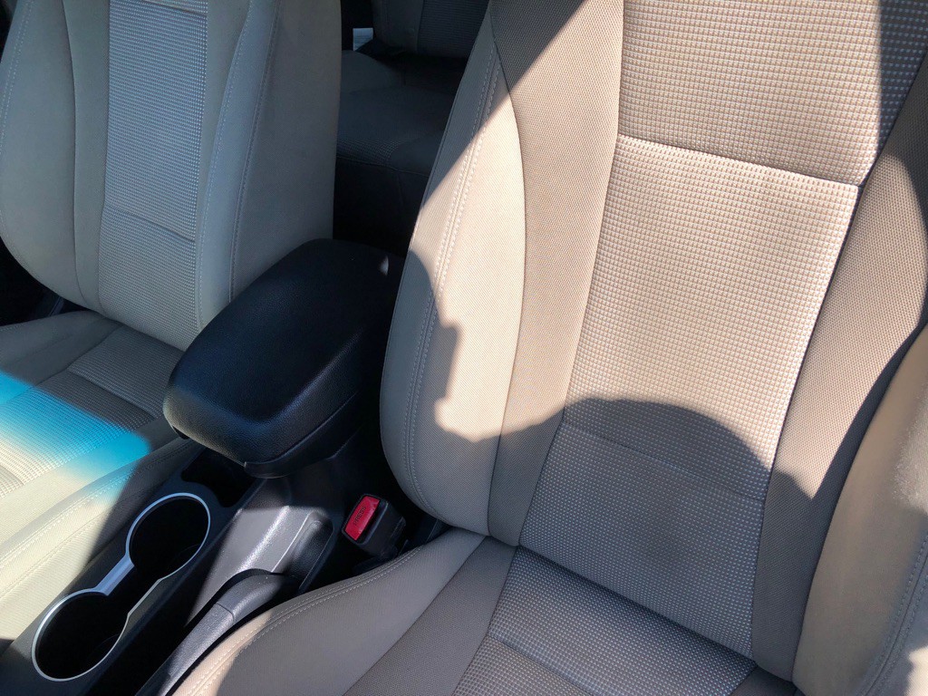 2013 Hyundai Elantra Image 16