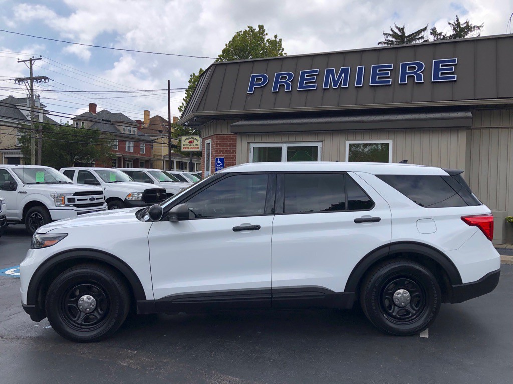2020 Ford Explorer Image 2