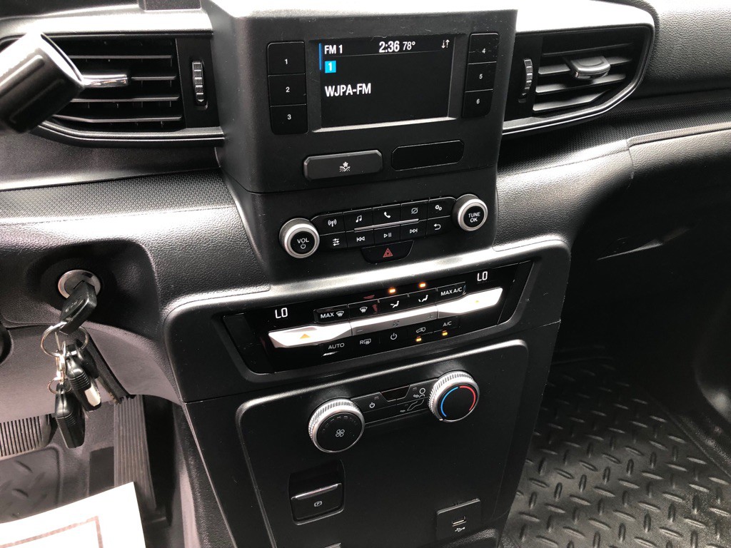 2020 Ford Explorer Image 26
