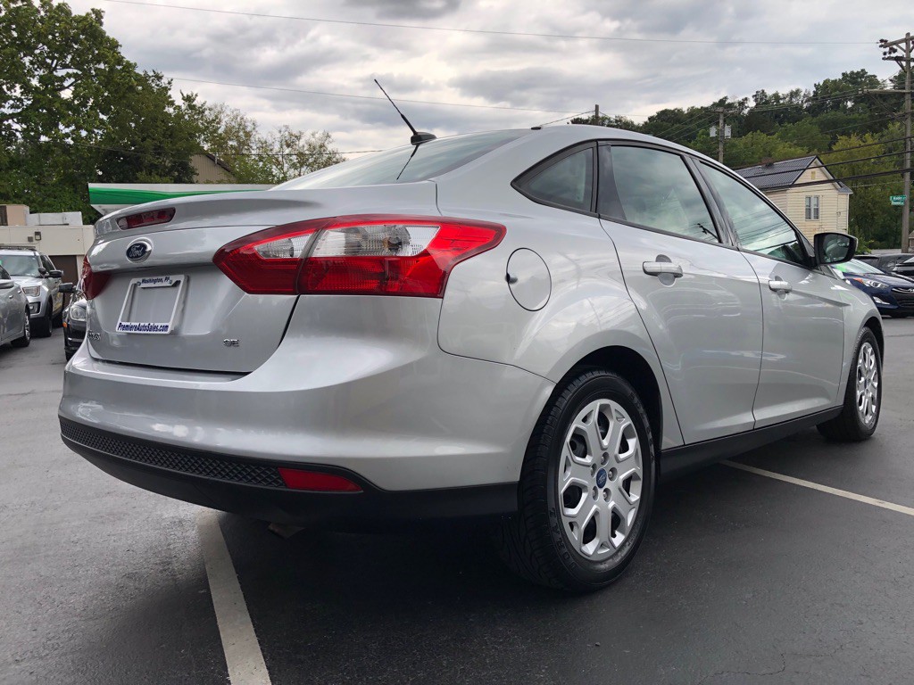 2012 Ford Focus Image 5