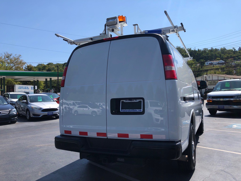 2018 Chevrolet Express Image 4