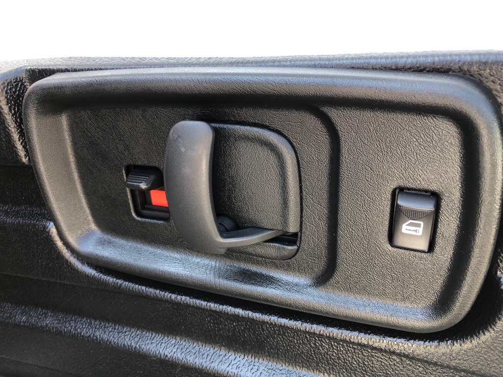 2018 Chevrolet Express Image 22