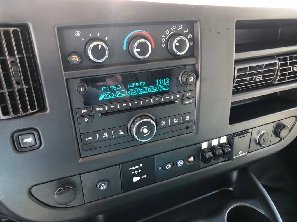 2018 Chevrolet Express Image 27