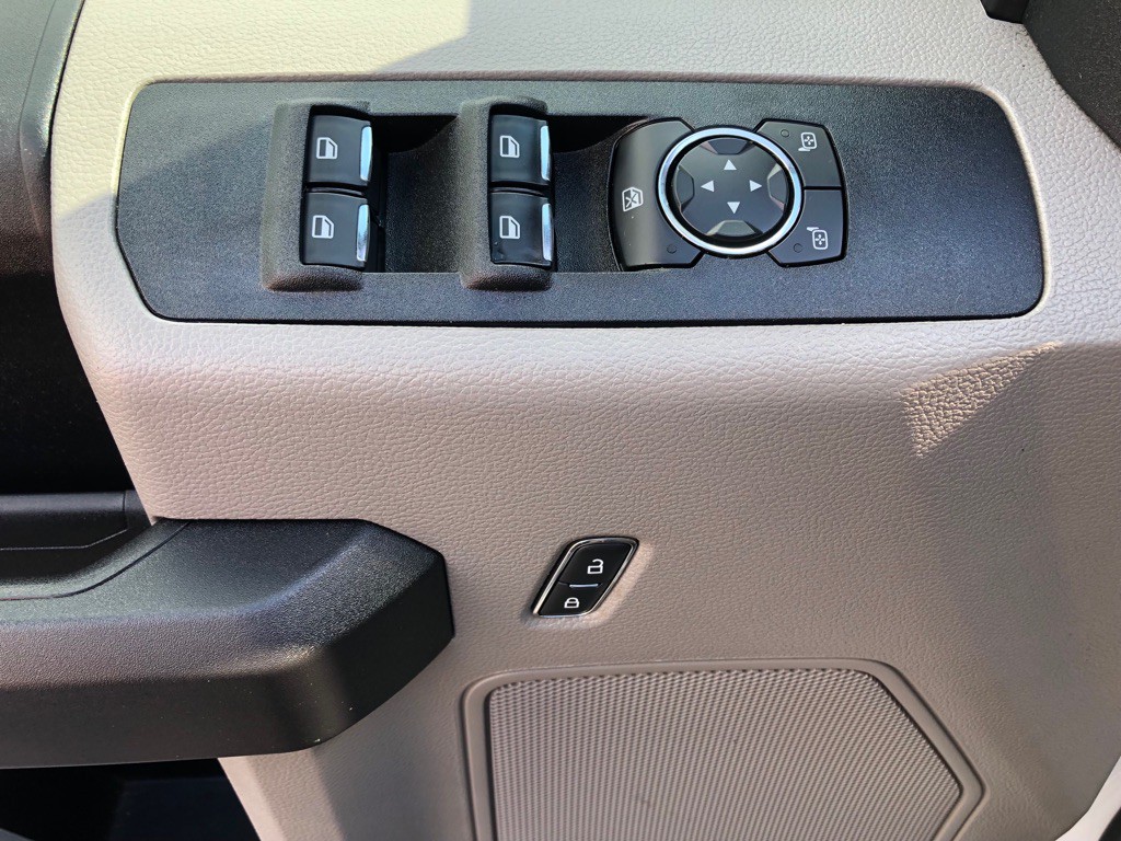 2021 Ford F-250 Image 17