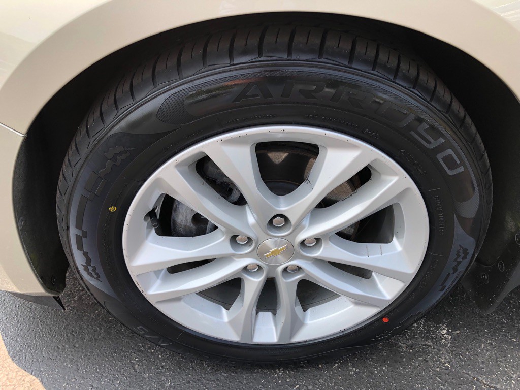 2016 Chevrolet Malibu Image 10