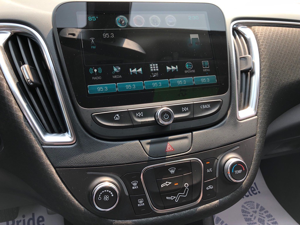 2016 Chevrolet Malibu Image 28