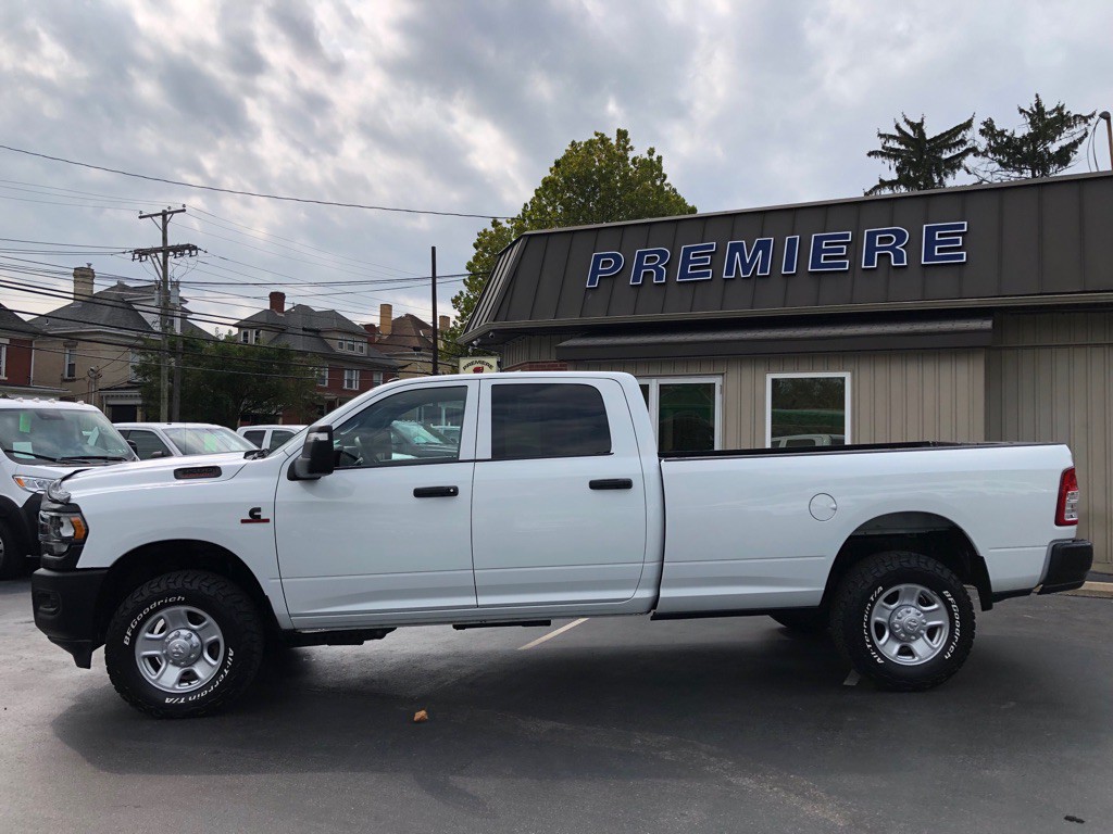 2024 RAM 3500 Image 2