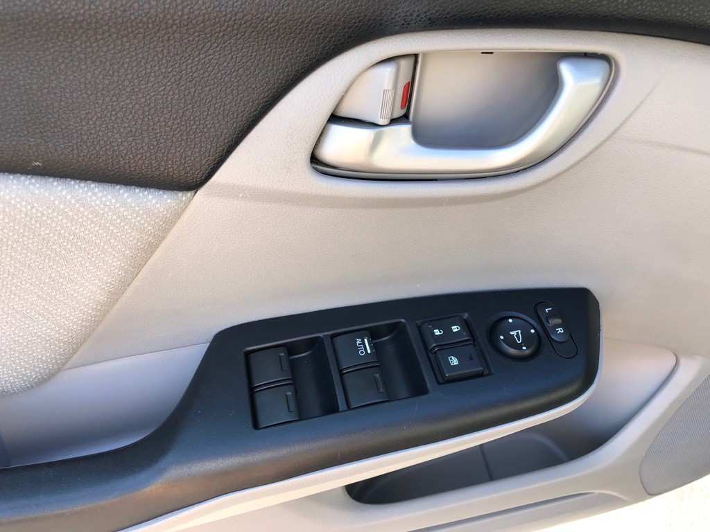 2013 Honda Civic Image 16