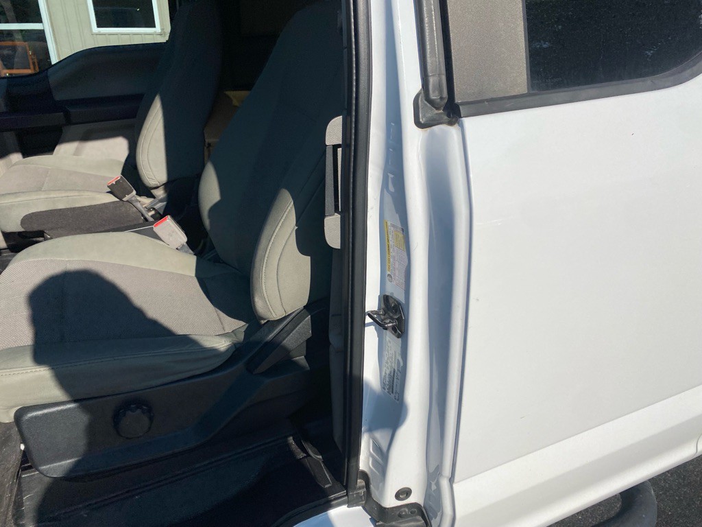 2017 Ford F-250 Image 3