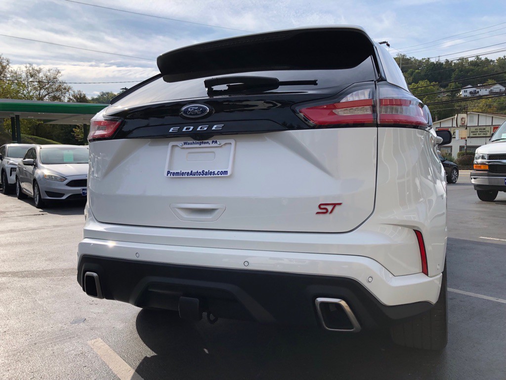 2023 Ford Edge Image 4