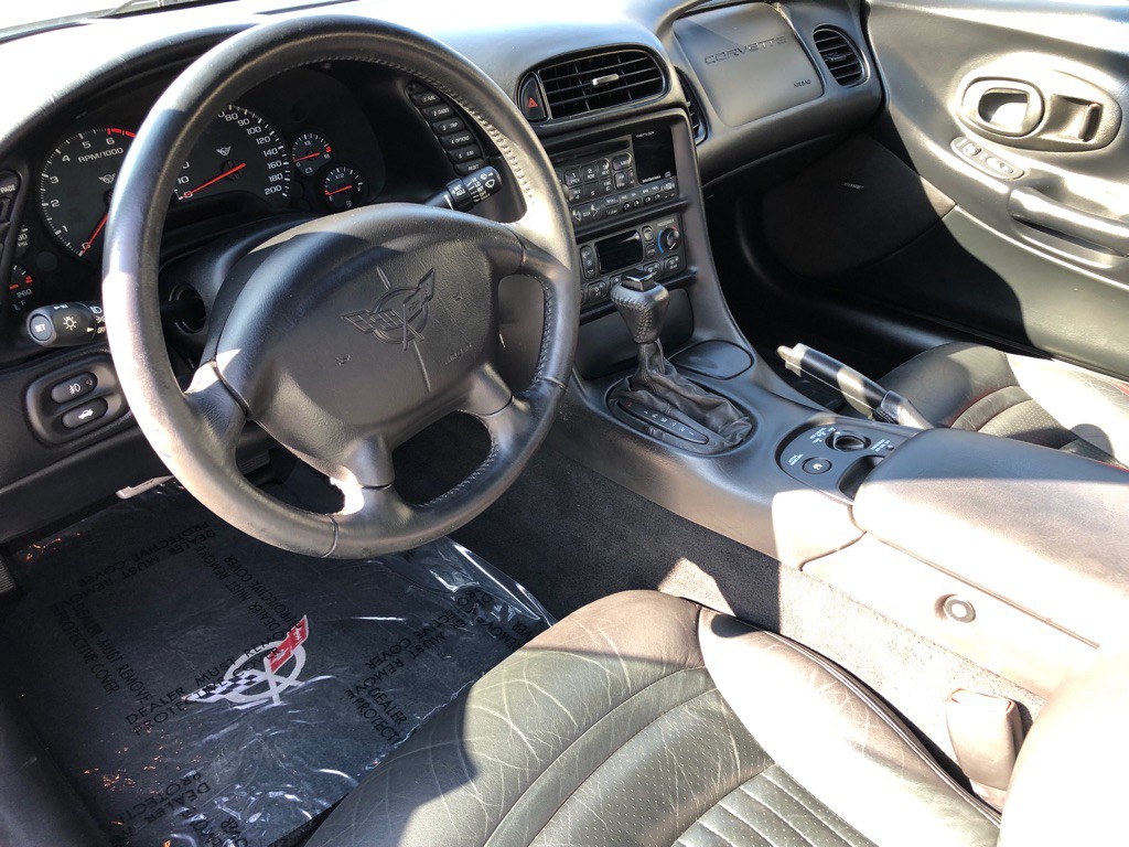 2000 Chevrolet Corvette Image 24