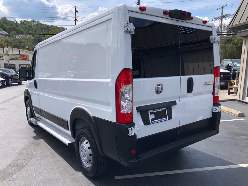 2023 RAM Promaster Image 3