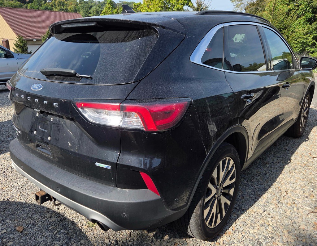 2020 Ford Escape Image 2