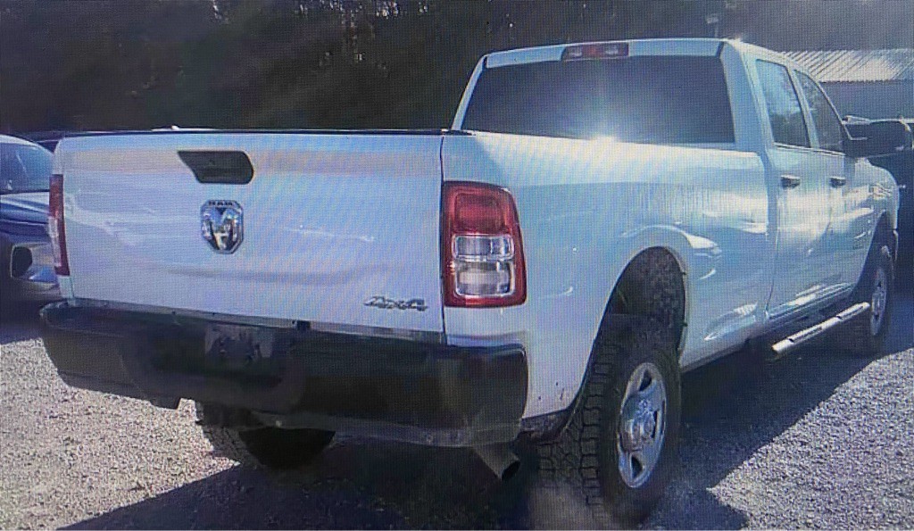 2022 RAM 2500 Image 2
