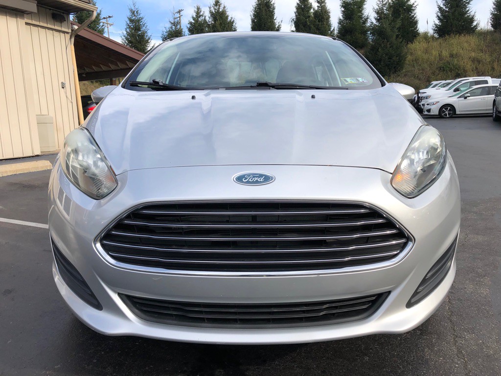 2015 Ford Fiesta Image 8