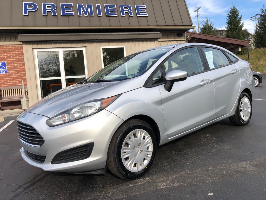 2015 Ford Fiesta Image 9