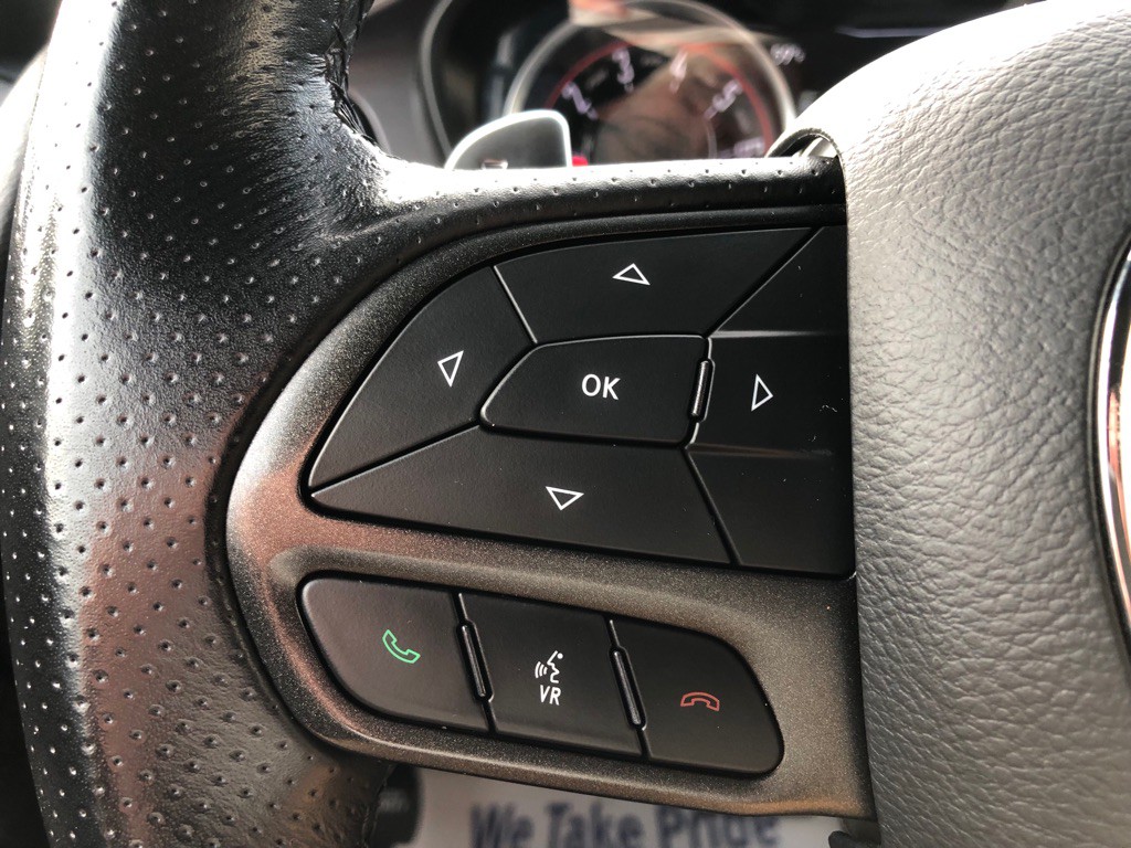 2022 Dodge Challenger Image 30