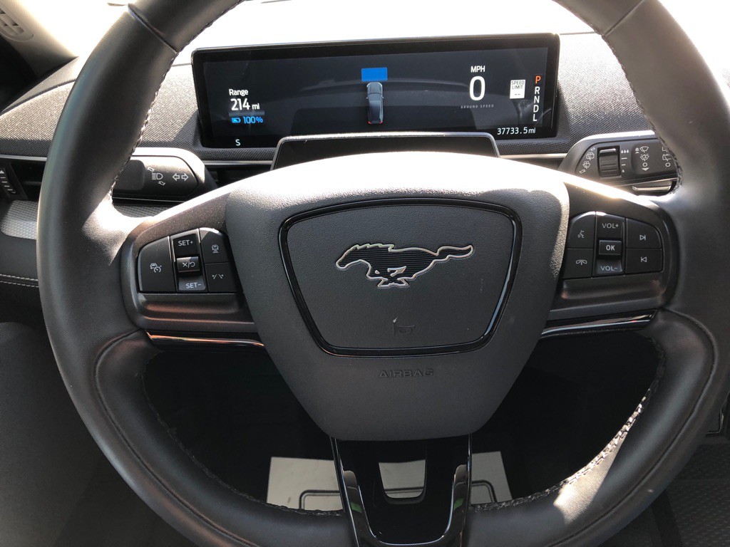 2021 Ford Mustang Image 37