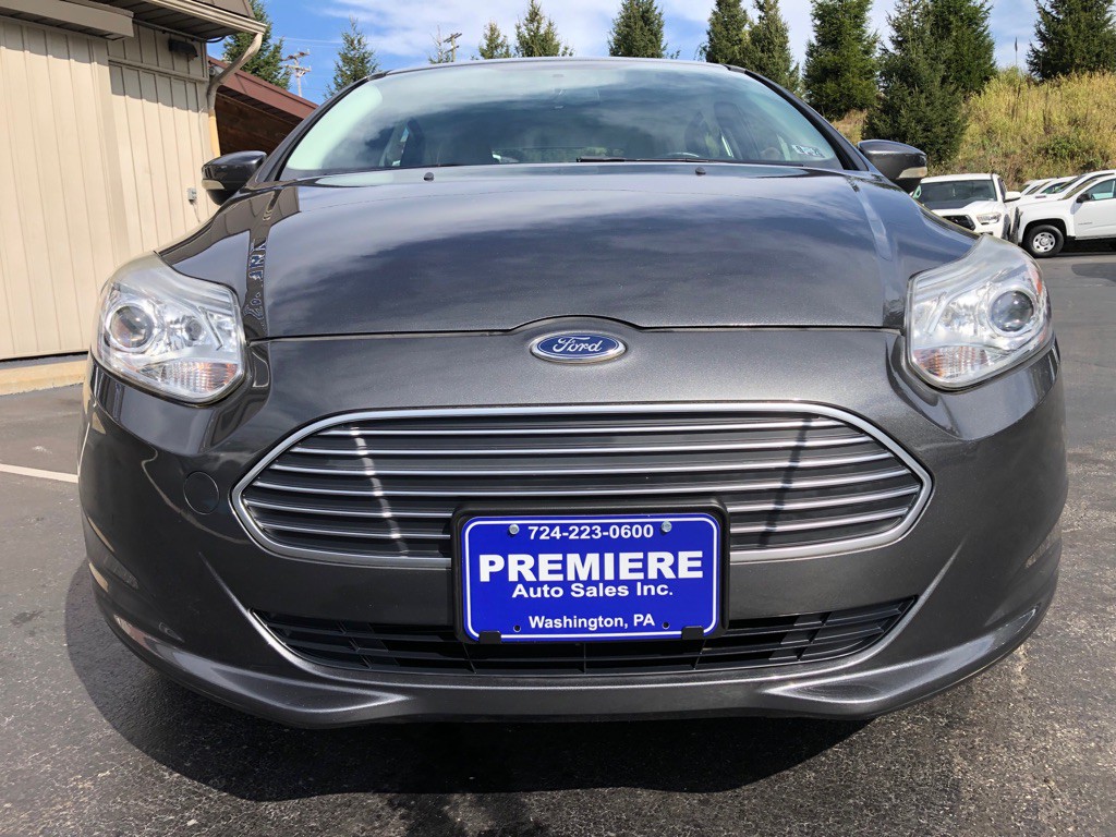 2016 Ford Focus Image 8
