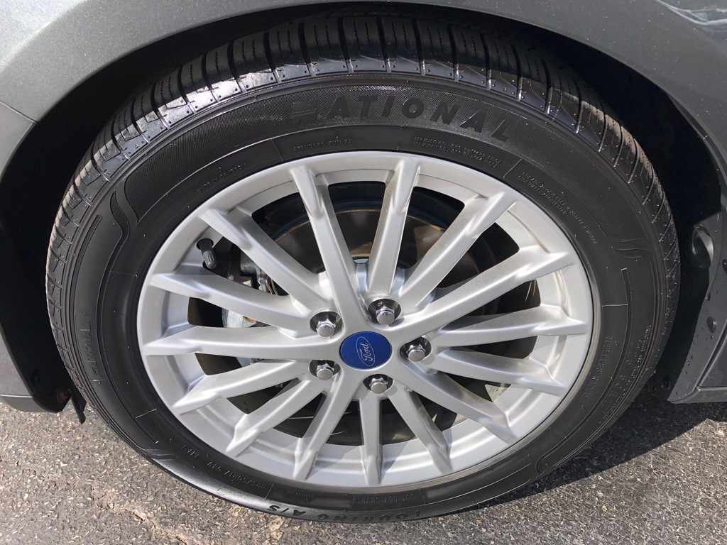 2016 Ford Focus Image 10