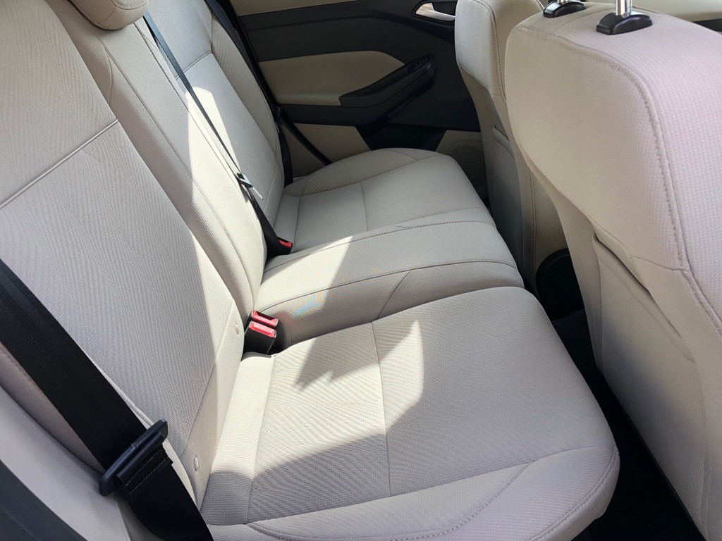 2016 Ford Focus Image 24