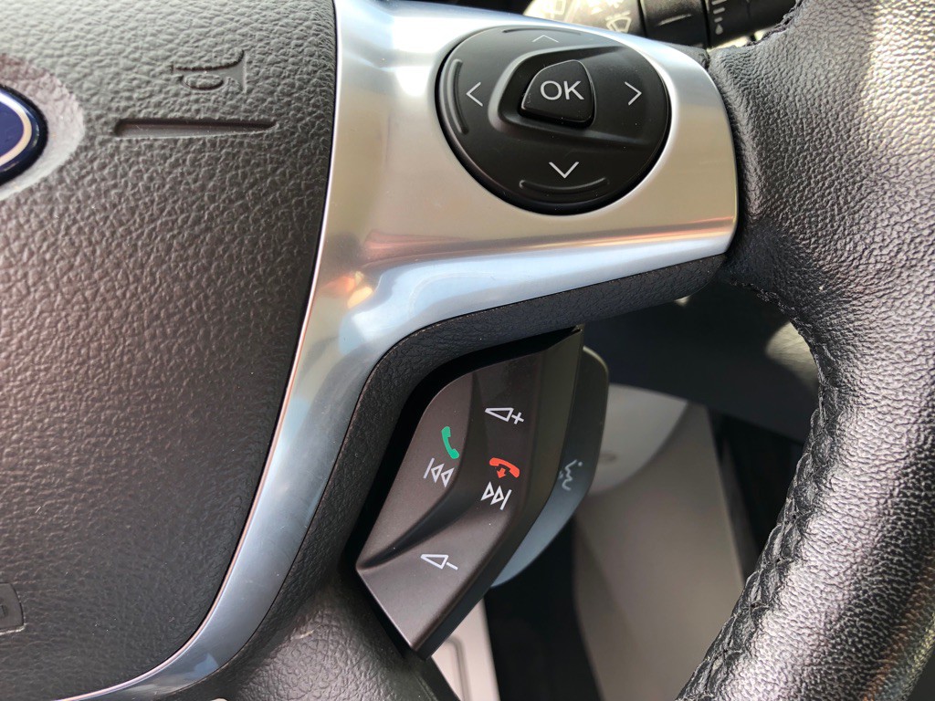 2016 Ford Focus Image 31