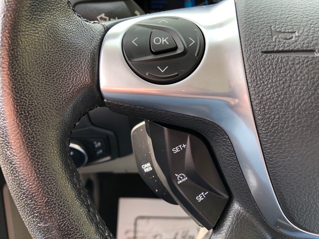 2016 Ford Focus Image 32