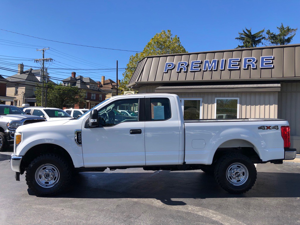 2017 Ford F-250 Image 2