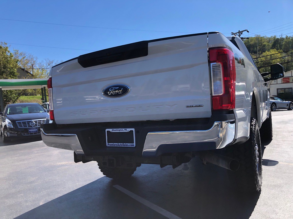 2017 Ford F-250 Image 4