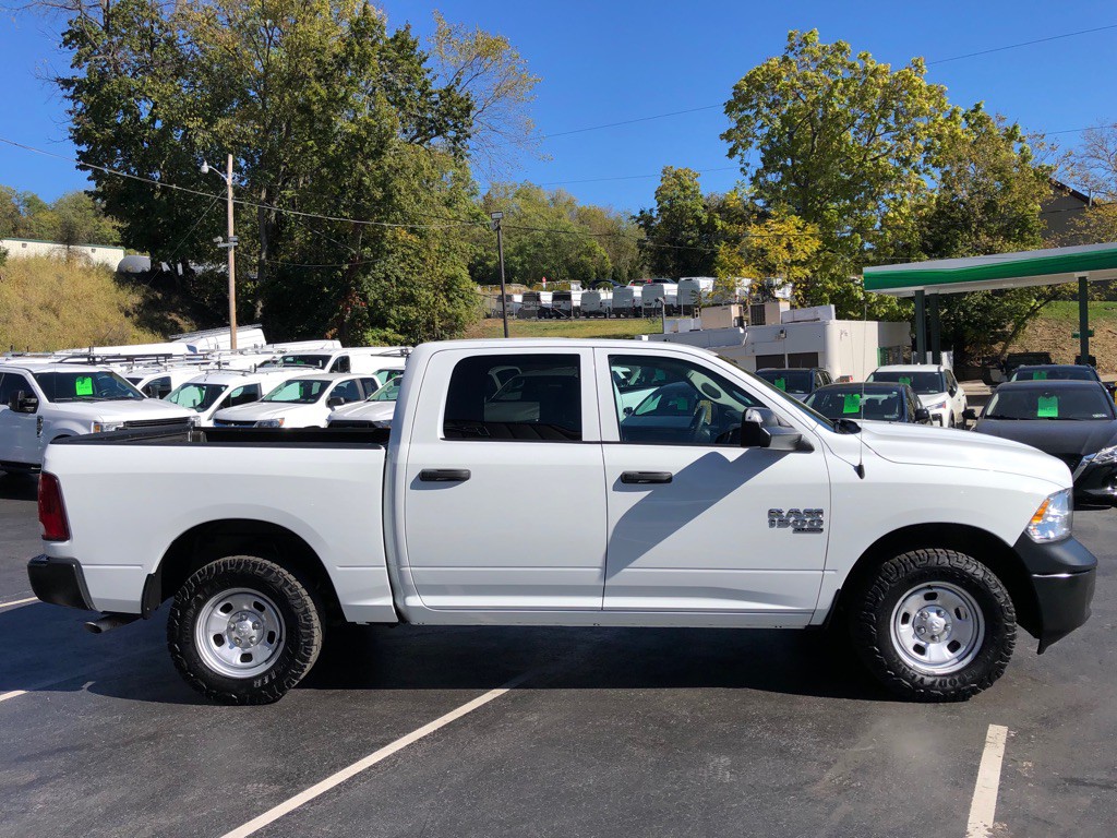 2022 RAM 1500 Image 6