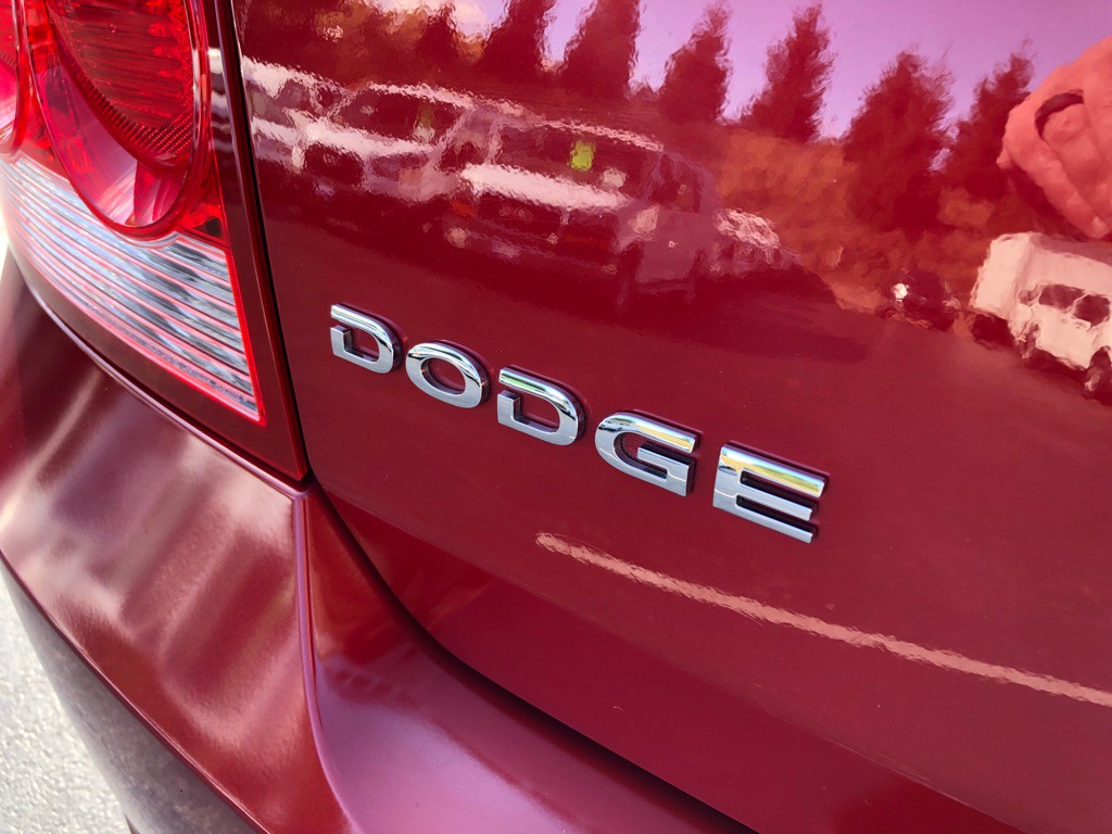 2010 Dodge Charger Image 15