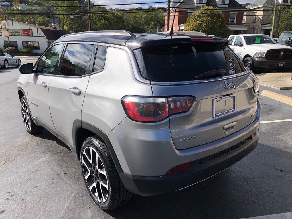 2017 Jeep Compass Image 3