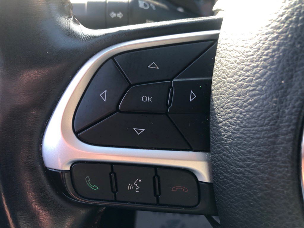 2017 Jeep Compass Image 34