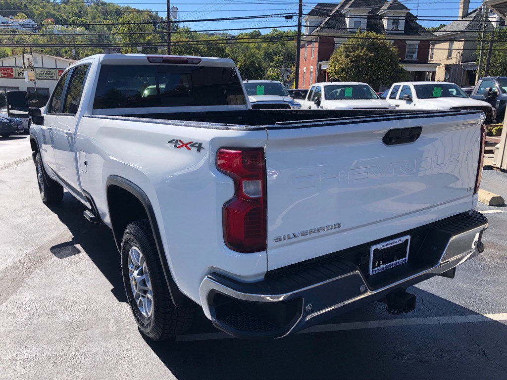 2021 Chevrolet Silverado 1500 Image 3
