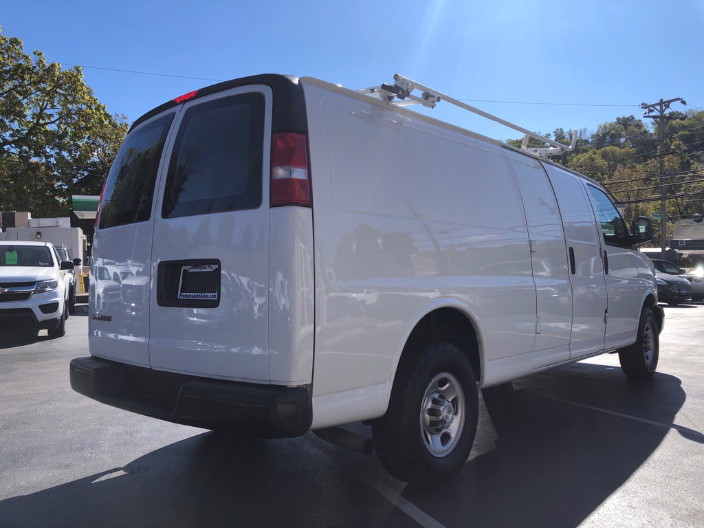 2021 Chevrolet Express Image 5