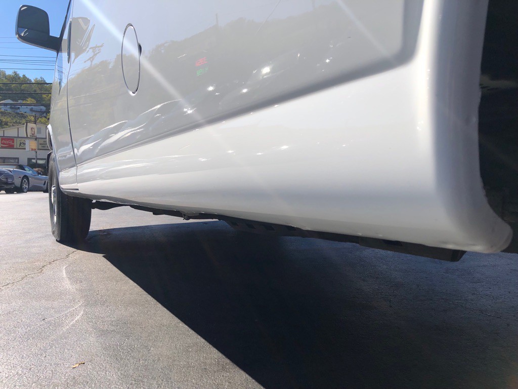 2021 Chevrolet Express Image 13