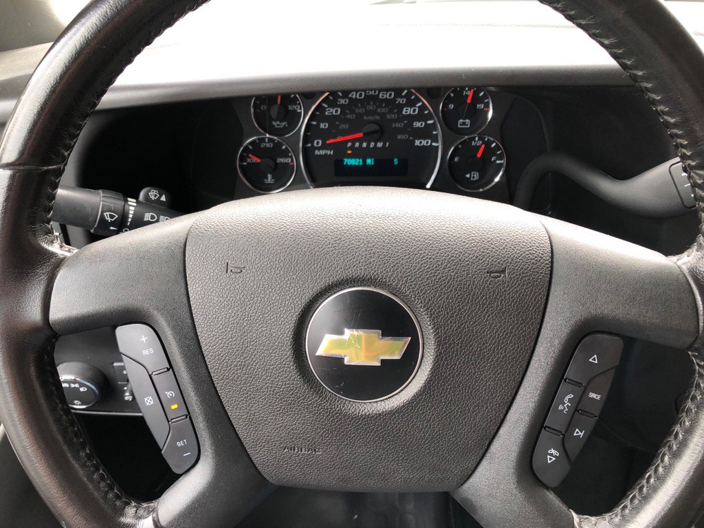 2021 Chevrolet Express Image 30