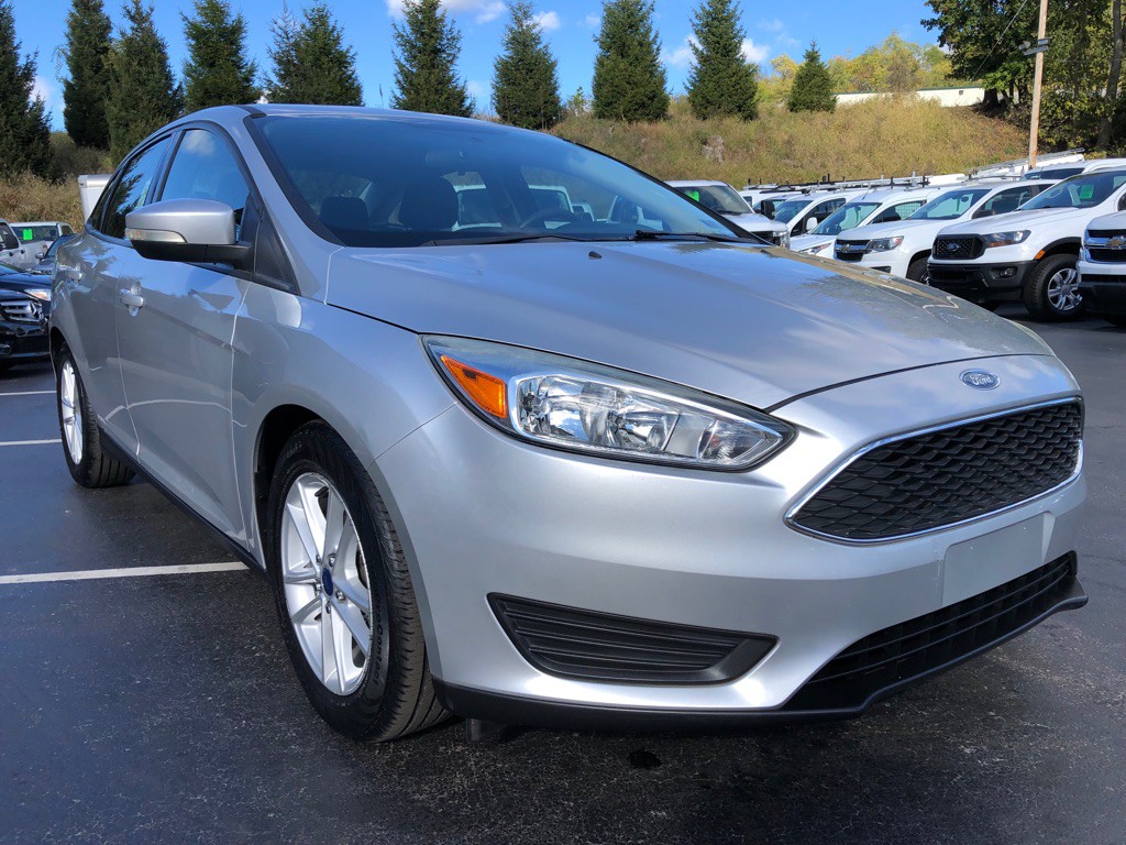 2016 Ford Focus Image 7