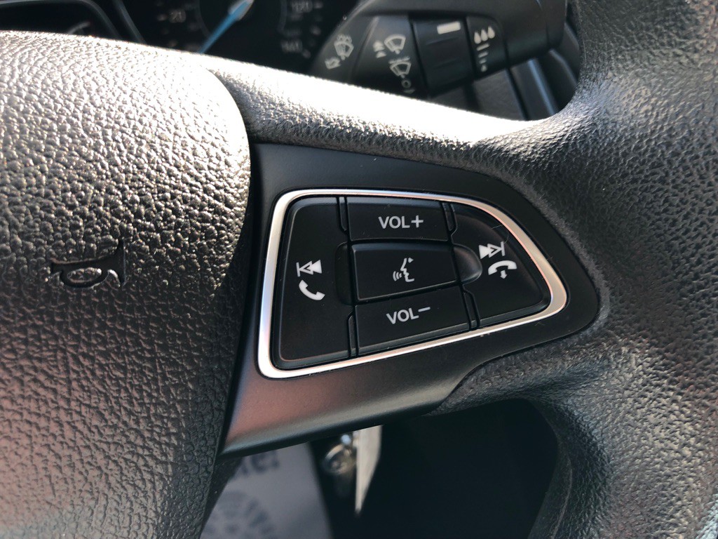 2016 Ford Focus Image 30