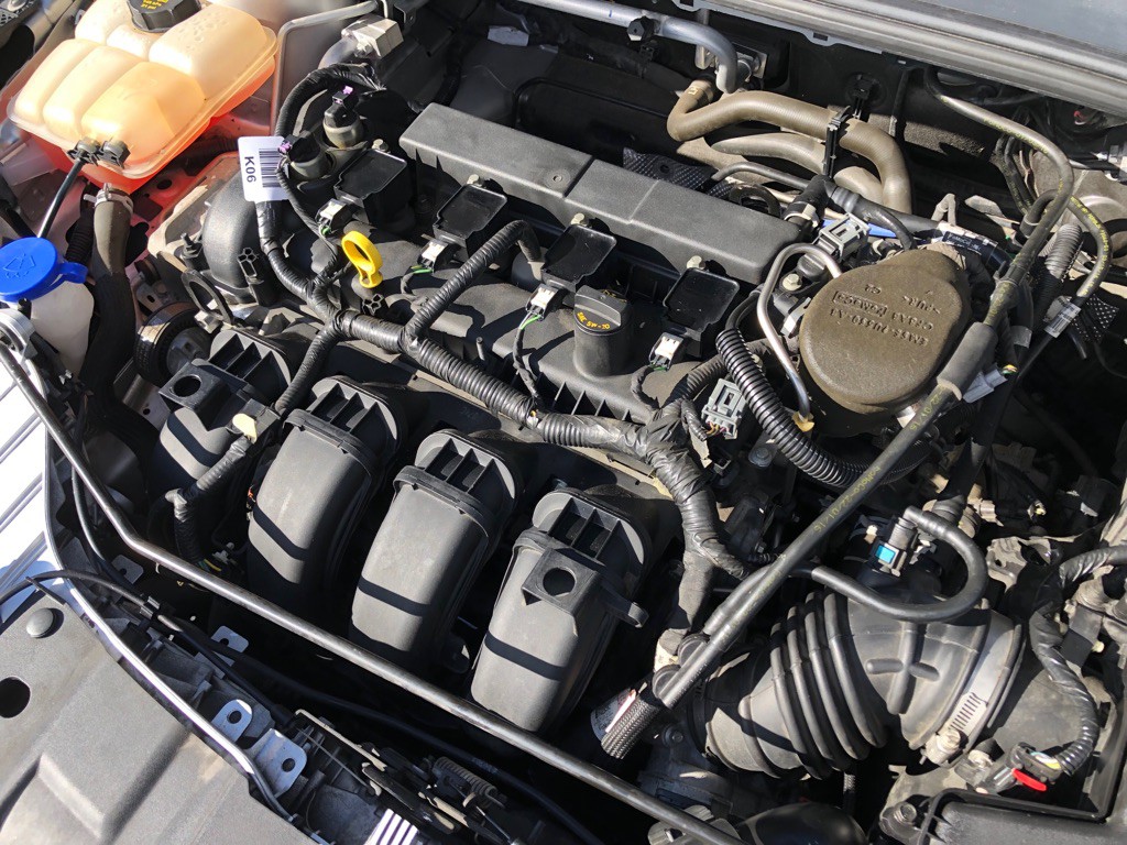 2016 Ford Focus Image 35